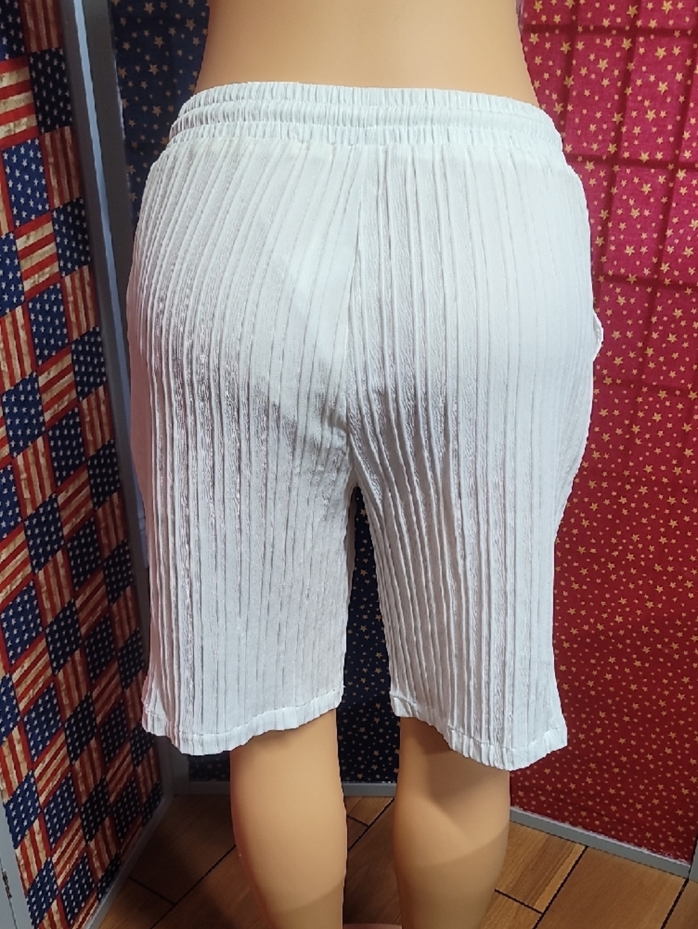SHEIN White Ribbed Drawstring Athletic Shorts - Picture 3 of 6